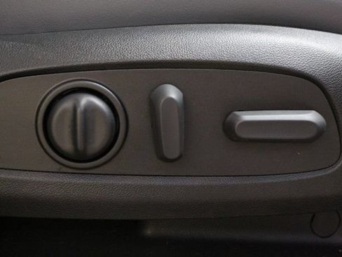 Certified 2023 Buick Enclave Essence w/ Experience Buick Package FWD image 11