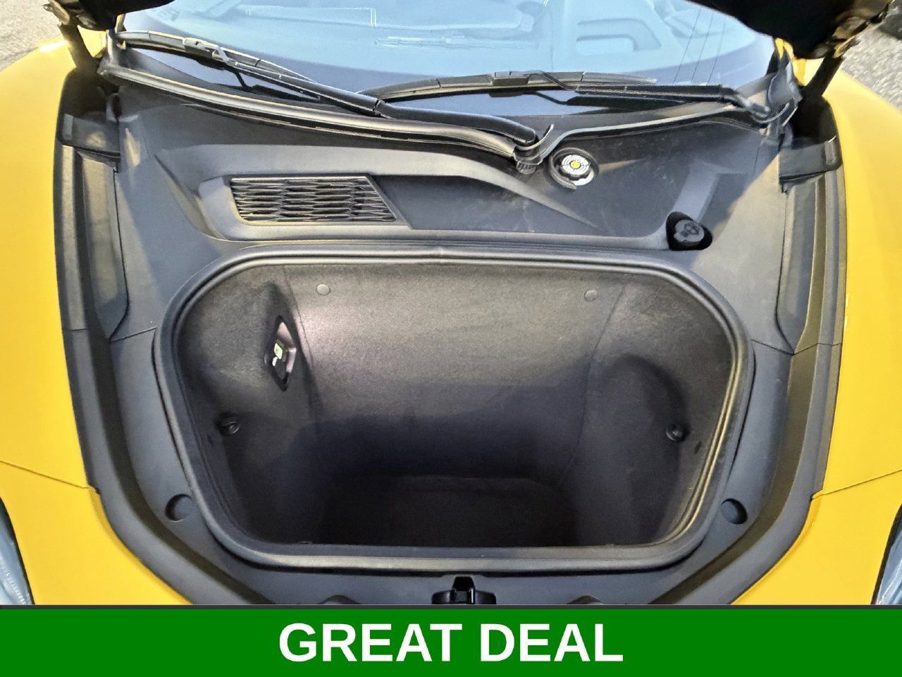 Used 2025 Chevrolet Corvette Stingray Premium Cpe w/ Z51 Performance Package RWD image 30