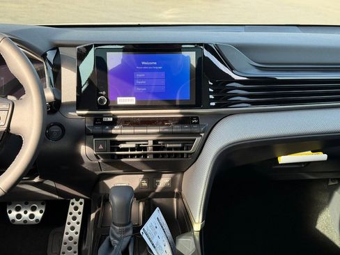 New 2026 Toyota Camry SE (Natl) image 10