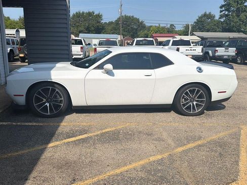 Used 2023 Dodge Challenger GT w/ Plus Package RWD image 4