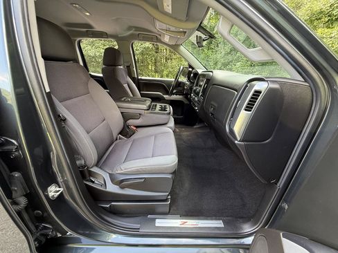 Used 2019 Chevrolet Silverado 1500 LT w/ All Star Edition AWD/4WD image 23