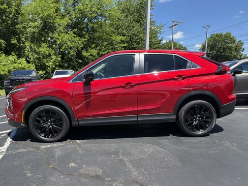 Used 2025 Mitsubishi Eclipse Cross LE AWD/4WD image 4