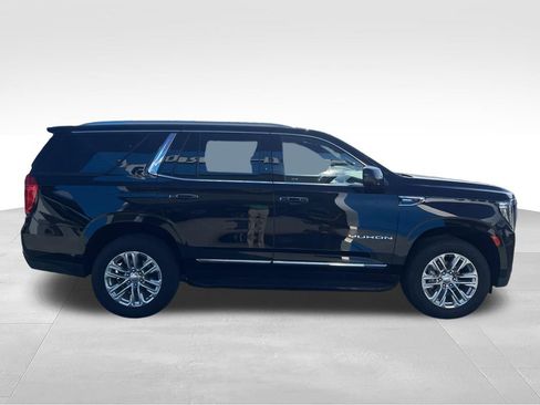 Used 2024 GMC Yukon SLT AWD/4WD image 15