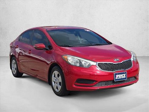 Used 2015 Kia Forte LX w/ Popular Package image 3