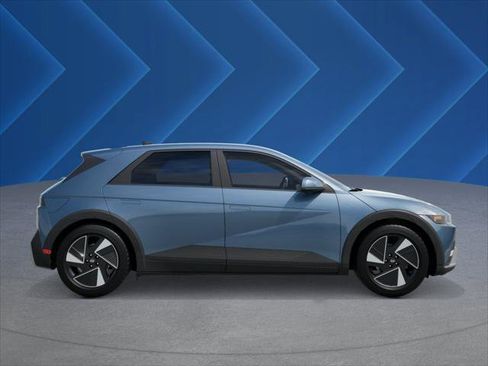 New 2026 Hyundai Ioniq 5 SE AWD/4WD image 7