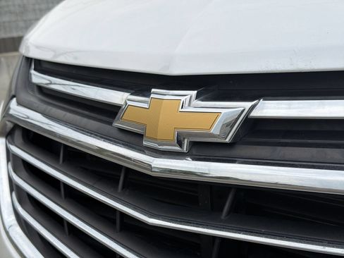 Used 2020 Chevrolet Equinox Premier AWD/4WD image 13