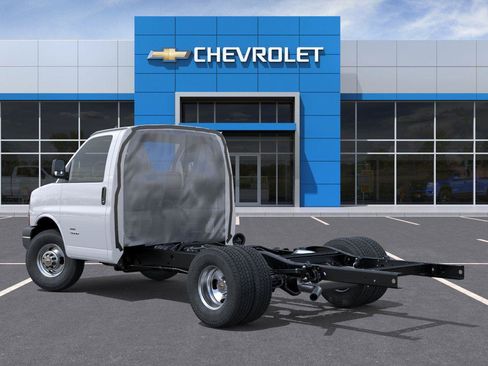 New 2026 Chevrolet Express 3500 w/ Power Convenience Package RWD image 3
