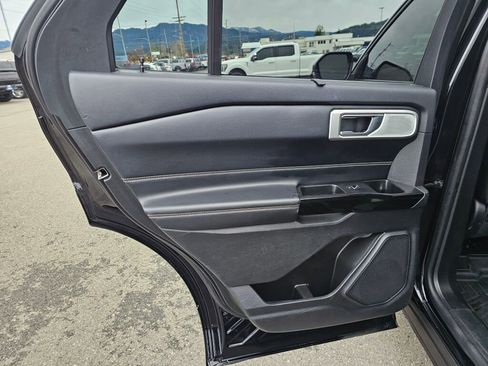 Used 2022 Ford Explorer ST w/ Equipment Group 401A image 12