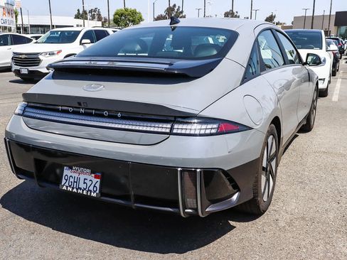 Used 2023 Hyundai Ioniq 6 SEL RWD image 7