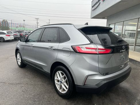 Used 2022 Ford Edge SE image 9