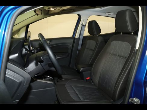 Used 2020 Ford EcoSport SE w/ SE Convenience Package image 24