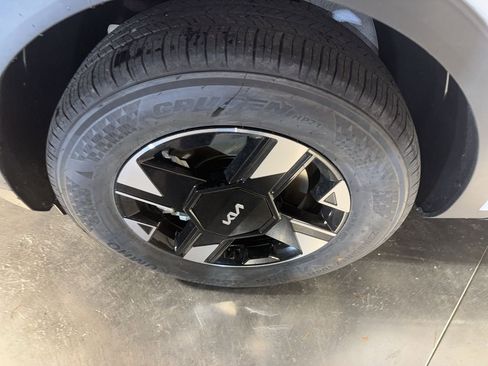 New 2026 Kia Sportage LX w/ LX Convenience Package image 10