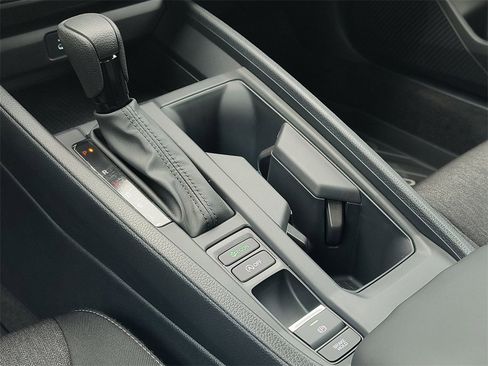 New 2025 Honda Accord SE image 9