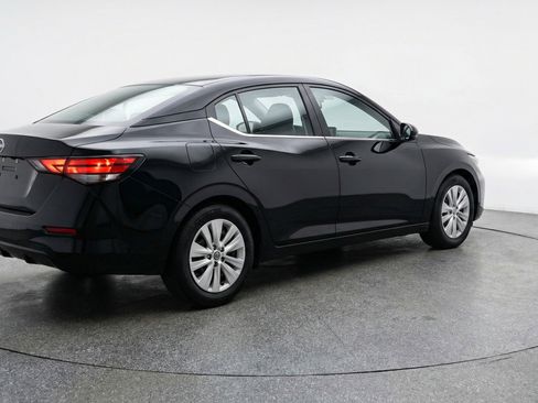 Used 2025 Nissan Sentra S FWD image 9