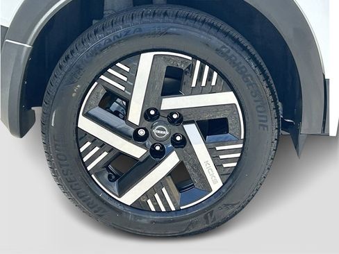 New 2026 Nissan Kicks SV image 7