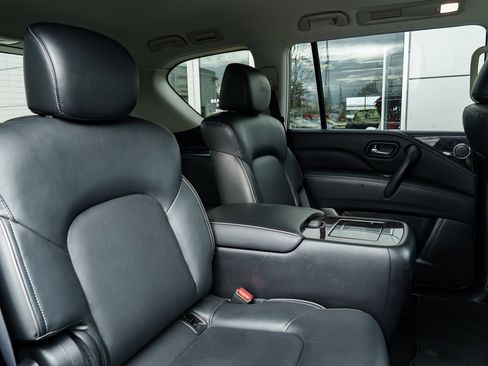 Used 2024 INFINITI QX80 Luxe image 28
