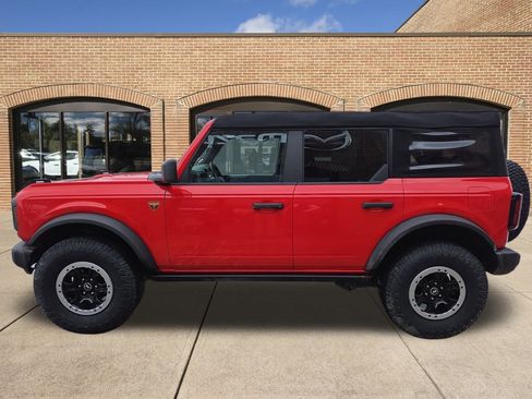 Used 2023 Ford Bronco Badlands w/ Sasquatch Package image 7