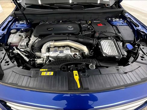 New 2025 Mercedes-Benz GLB 250 GLB 250 image 16