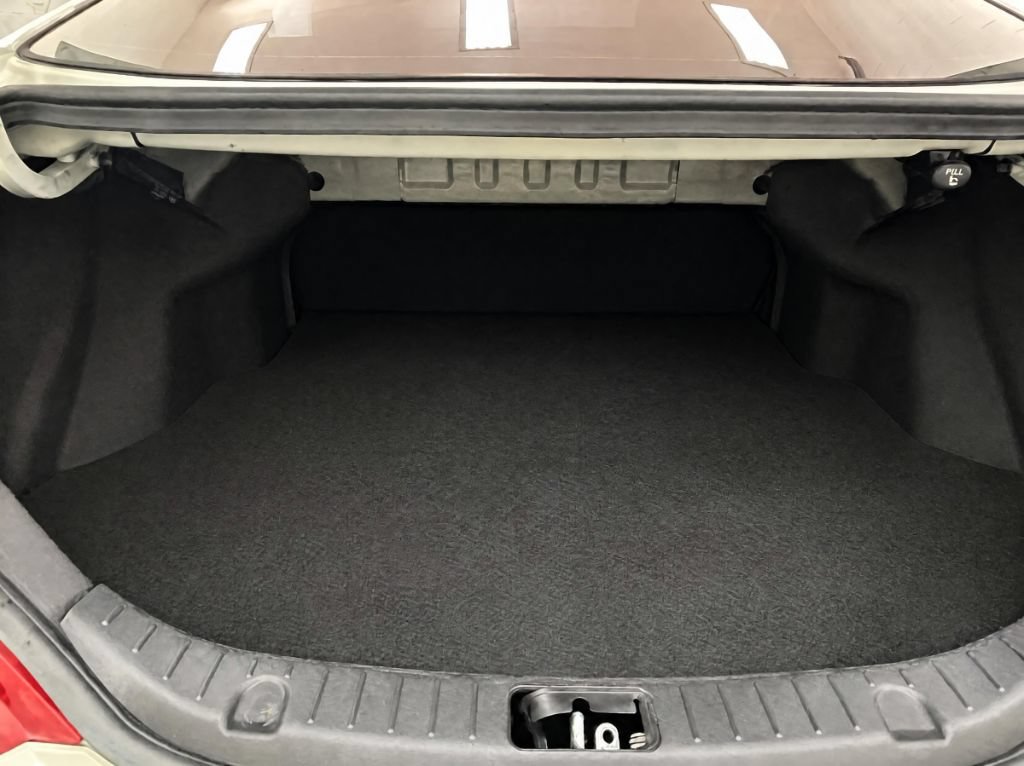Used 2013 Hyundai Genesis 2.0T RWD image 11