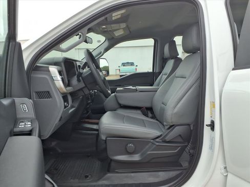 New 2025 Ford F250 XL AWD/4WD image 13
