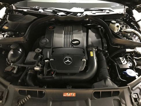Used 2013 Mercedes-Benz C 250 Sedan w/ Multimedia Pkg image 25