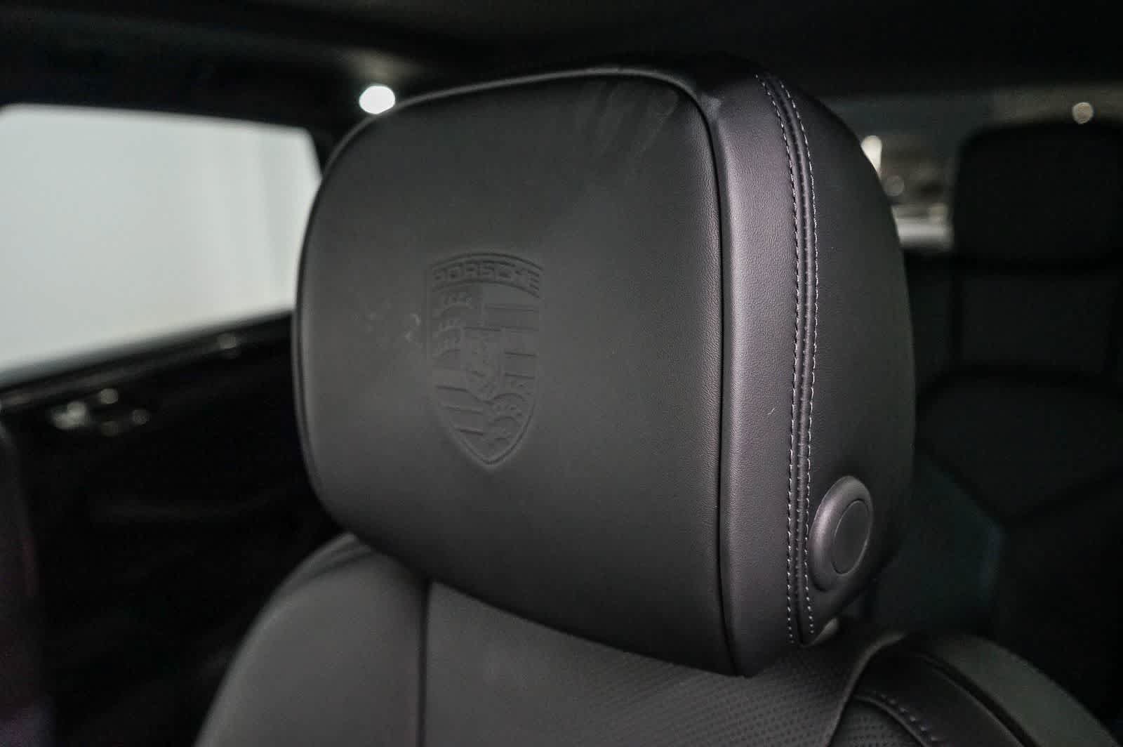 Certified 2026 Porsche Macan S AWD/4WD image 30