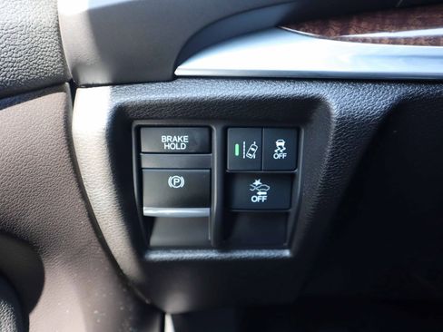 Used 2017 Acura MDX FWD image 19
