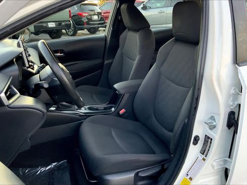 Used 2020 Toyota Corolla LE image 7
