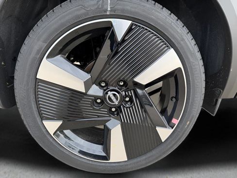 New 2026 Nissan Kicks SR w/ SR Premium Package image 28