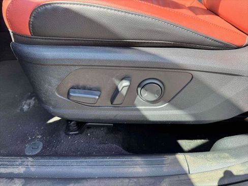 Used 2023 Kia Sportage SX FWD image 17