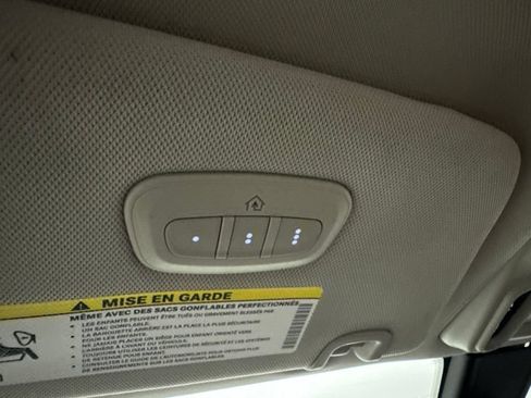 Used 2020 Chrysler Pacifica Limited FWD image 44