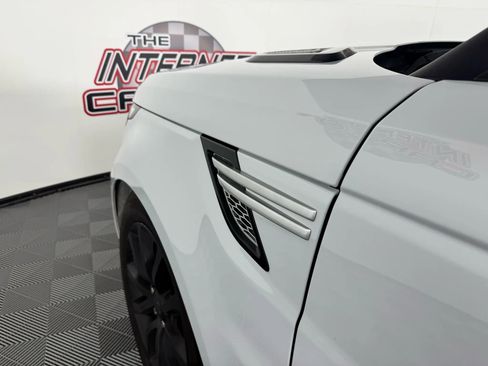 Used 2017 Land Rover Range Rover Sport HSE image 25
