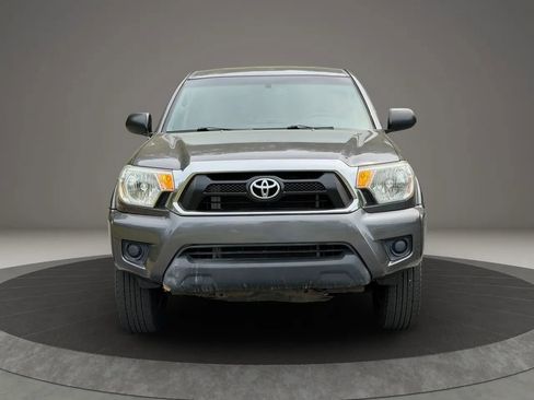Used 2012 Toyota Tacoma 4x4 Access Cab w/ SR5 Pkg image 2