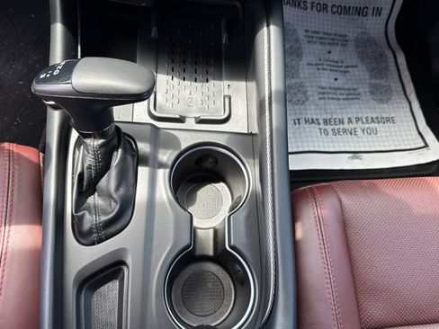 Used 2025 Dodge Durango GT AWD/4WD image 15