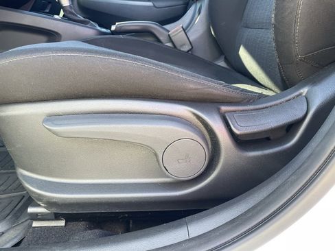 Used 2022 Hyundai Kona SEL image 11