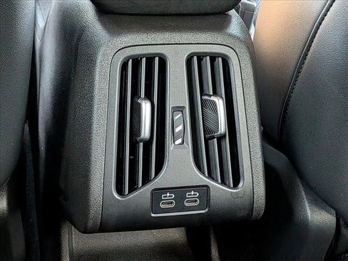 Used 2025 BMW X1 xDrive28i image 17