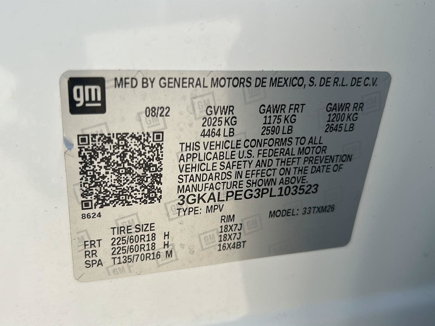 Used 2023 GMC Terrain SLT w/ Tech Package FWD image 32