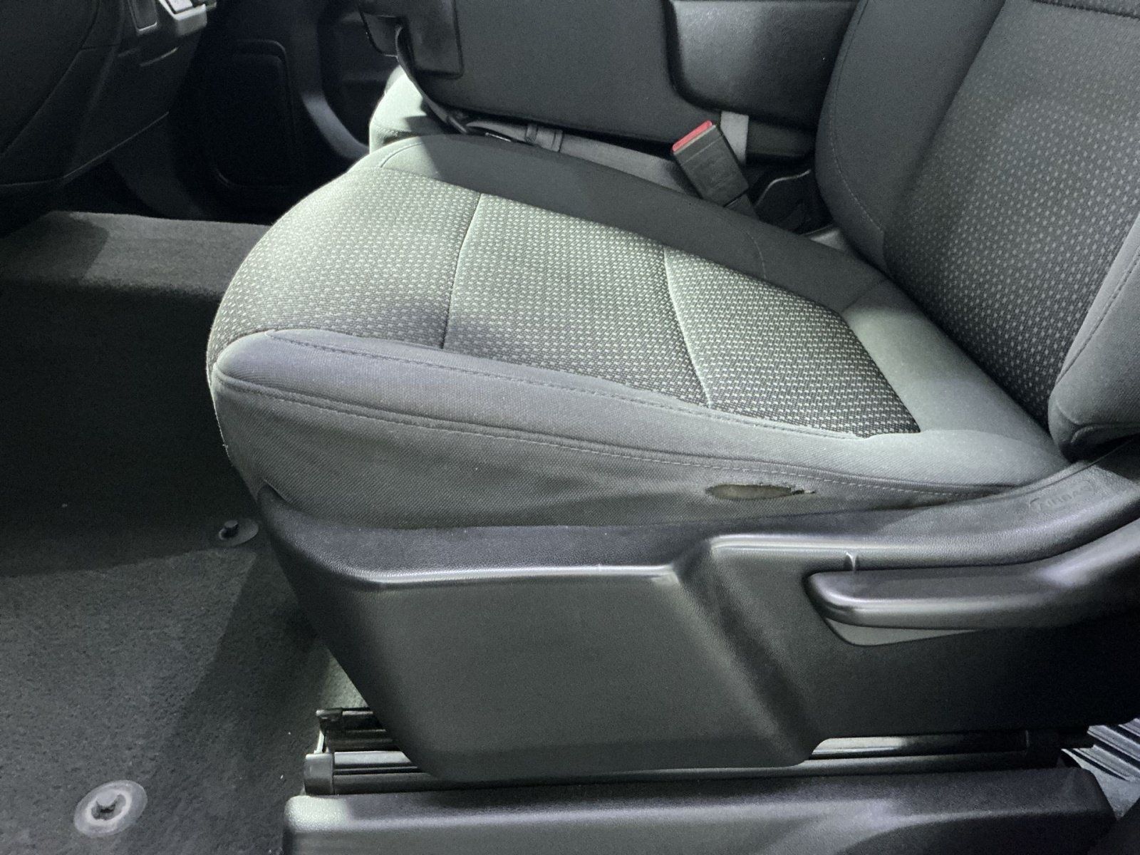 Used 2021 Chevrolet Silverado 1500 Custom Trail Boss w/ Safety Confidence Package AWD/4WD image 15