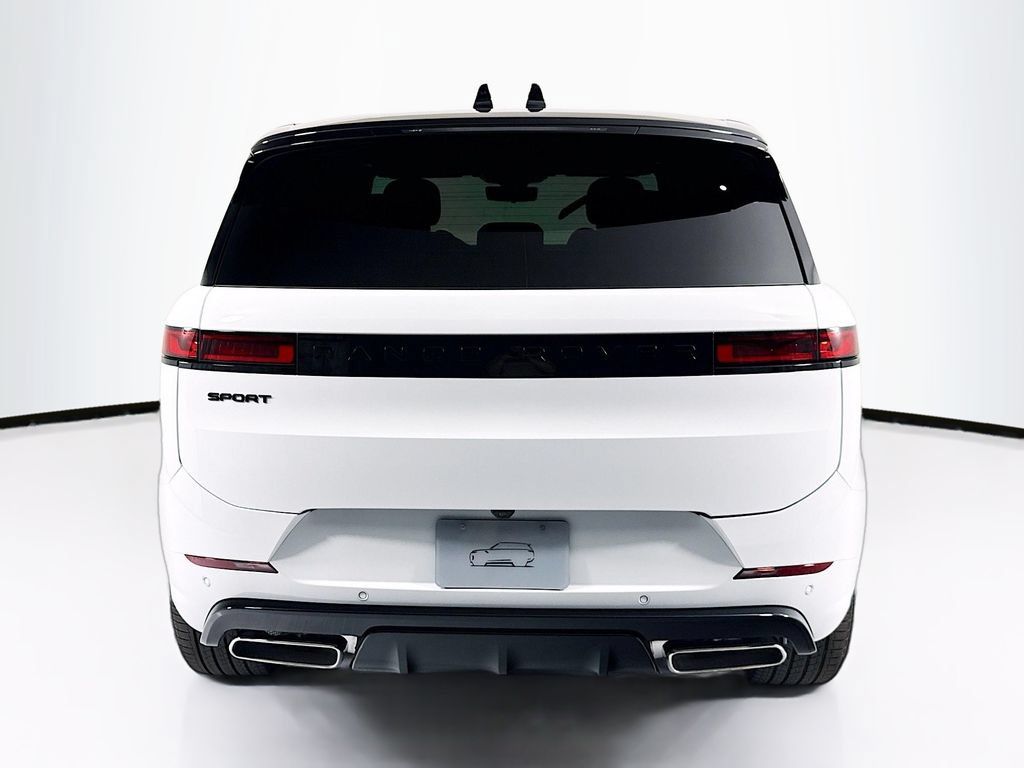 New 2026 Land Rover Range Rover Sport Dynamic SE AWD/4WD image 6