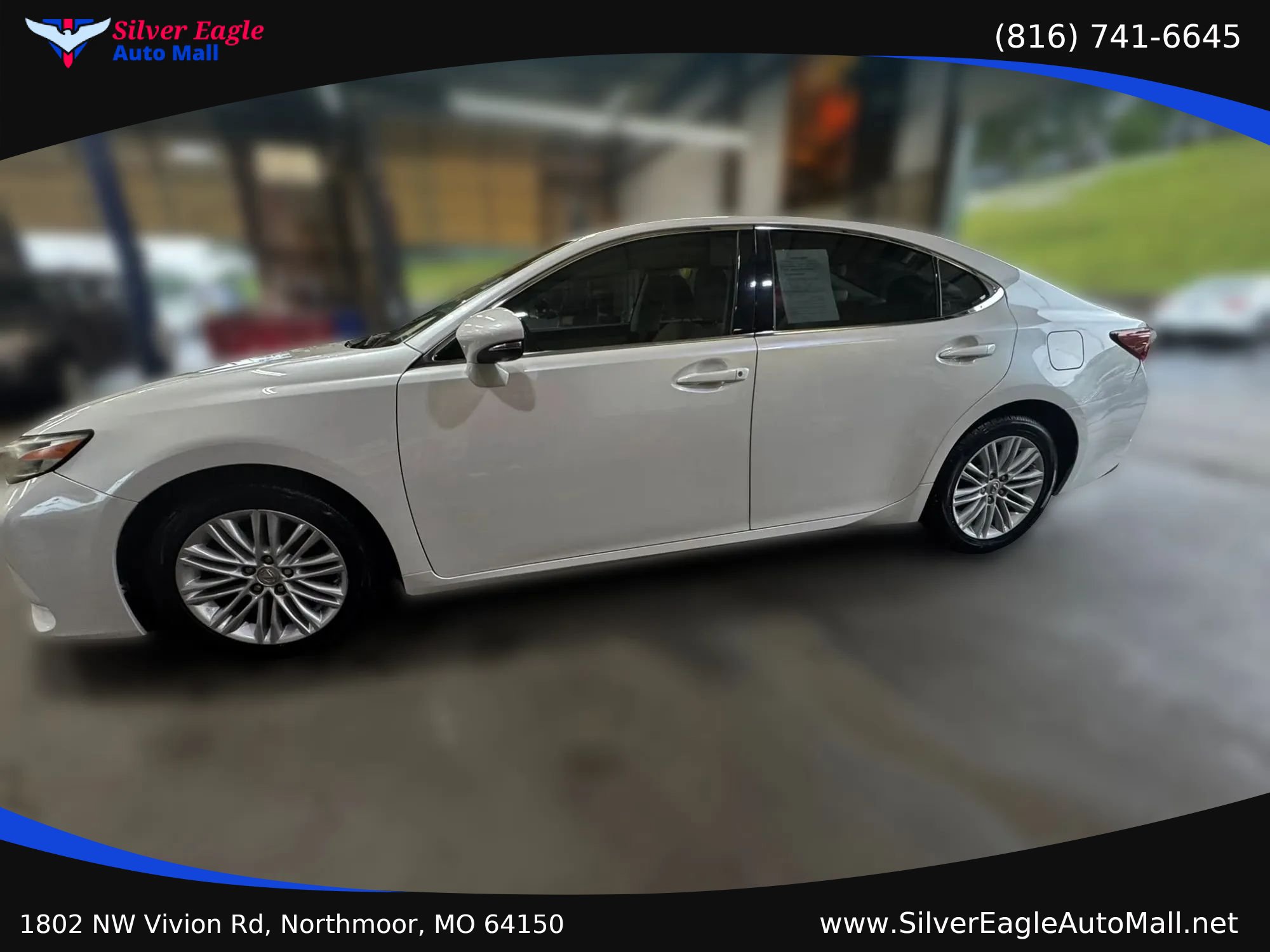 Used 2016 Lexus ES 350 w/ Luxury Package w/Wood Trim FWD image 4