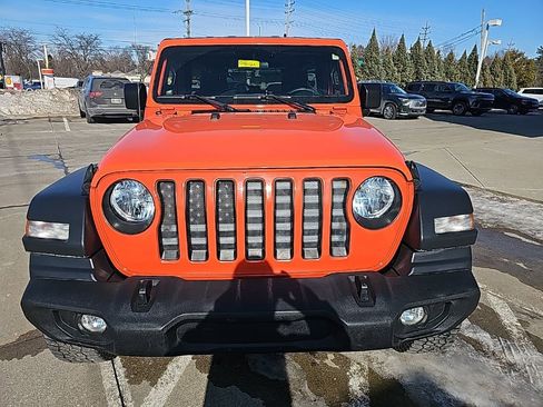 Certified 2018 Jeep Wrangler Unlimited Sport image 6