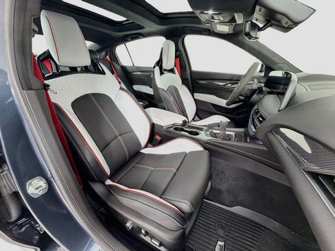 Used 2025 Cadillac CT5 V Blackwing w/ Carbon Fiber 2 Package RWD image 33