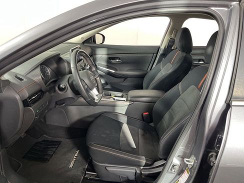 Used 2022 Nissan Sentra SR w/ Electronics Package image 21