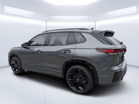 New 2026 Volkswagen Tiguan SE R-Line FWD image 5