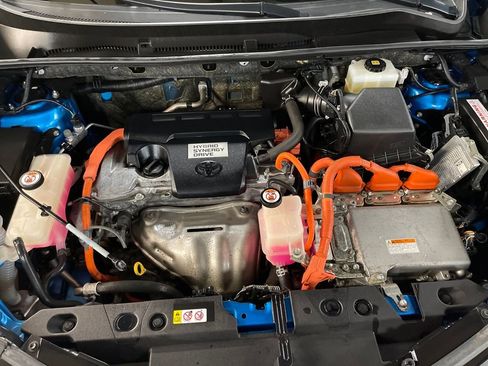 Certified 2018 Toyota RAV4 Limited image 22