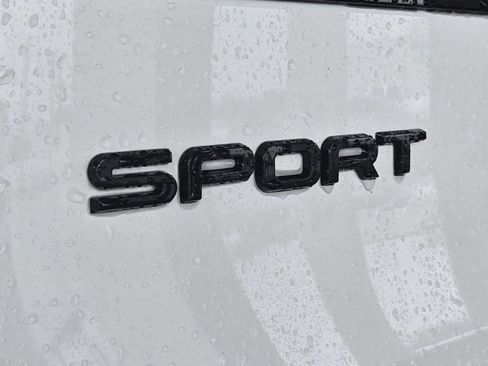 Used 2025 Land Rover Range Rover Sport SE AWD/4WD image 14