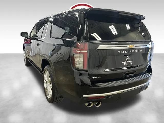 Used 2023 Chevrolet Suburban High Country AWD/4WD image 9