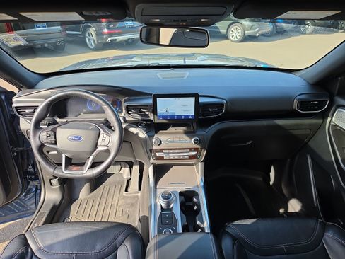 Used 2020 Ford Explorer ST image 13