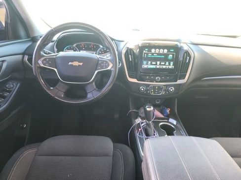Used 2019 Chevrolet Traverse LT image 10