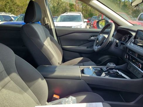 New 2026 Nissan Rogue SV FWD image 35